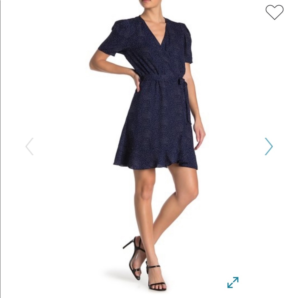 NWT Como Vintage pucker Sleeve Dress